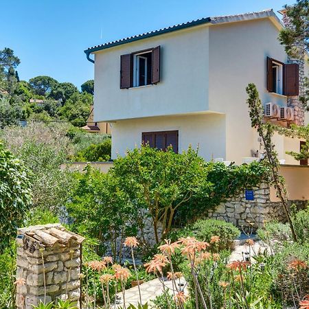 Holiday Home Villa Esperanca Veli Losinj Ngoại thất bức ảnh