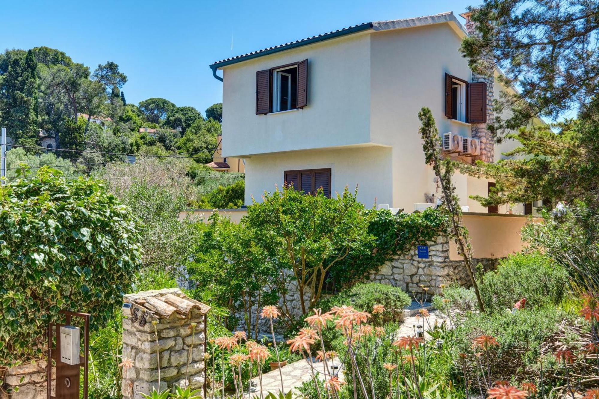 Holiday Home Villa Esperanca Veli Losinj Ngoại thất bức ảnh