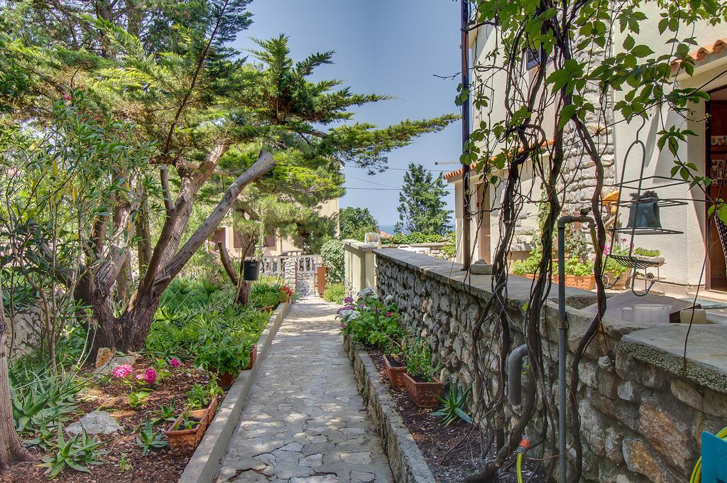 Holiday Home Villa Esperanca Veli Losinj Ngoại thất bức ảnh