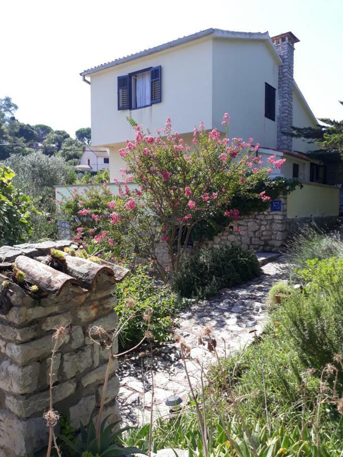 Holiday Home Villa Esperanca Veli Losinj Ngoại thất bức ảnh